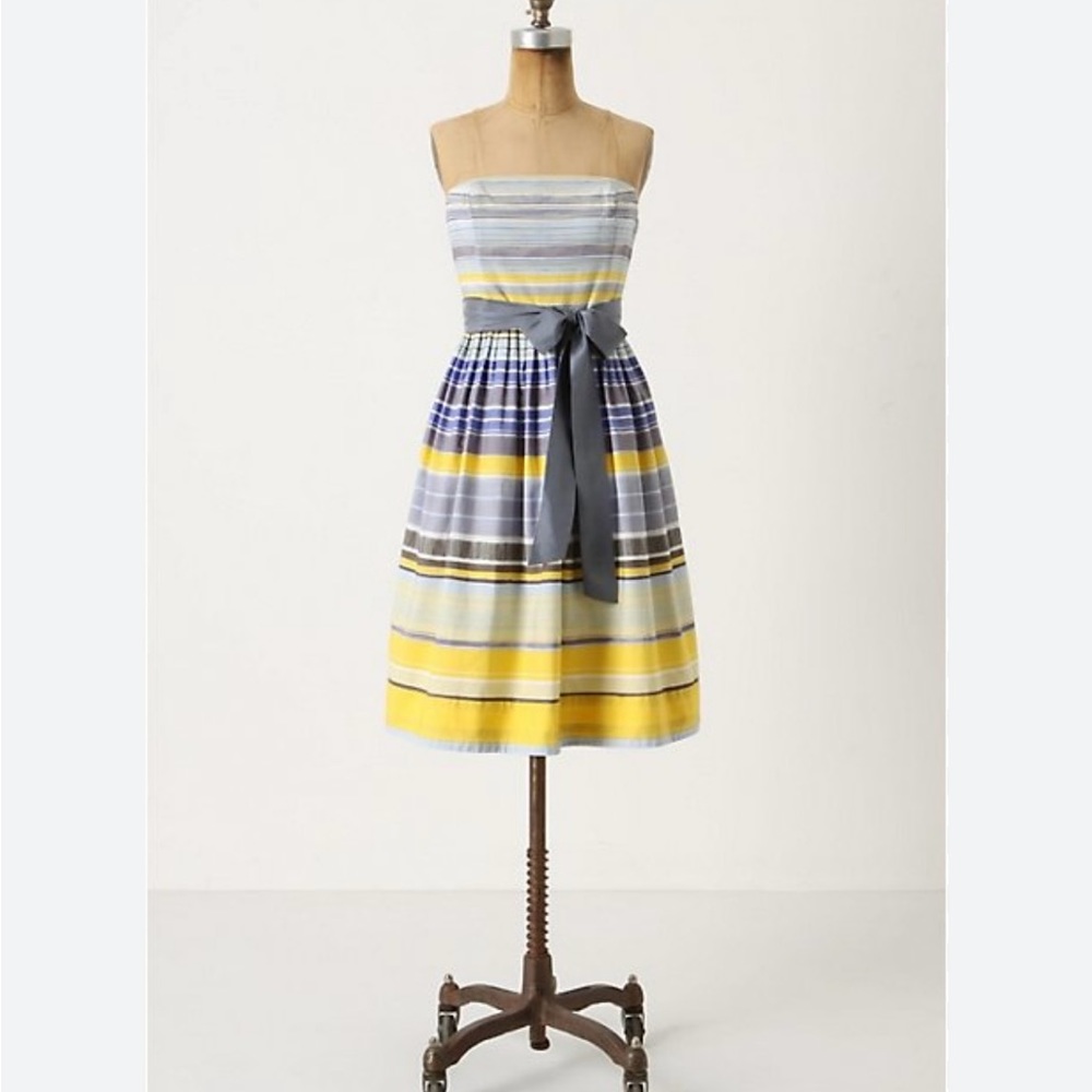 Maeve striped dress by Anthropologie size 8/medium. Straps/strapless blue EUC